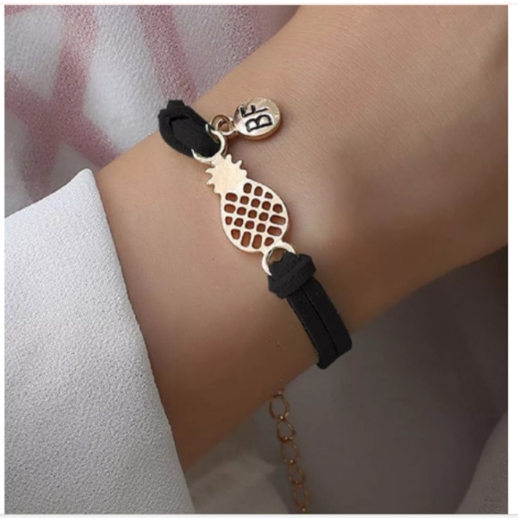 *NEW* PINEAPPLE BRACELET - Picture 3 of 4